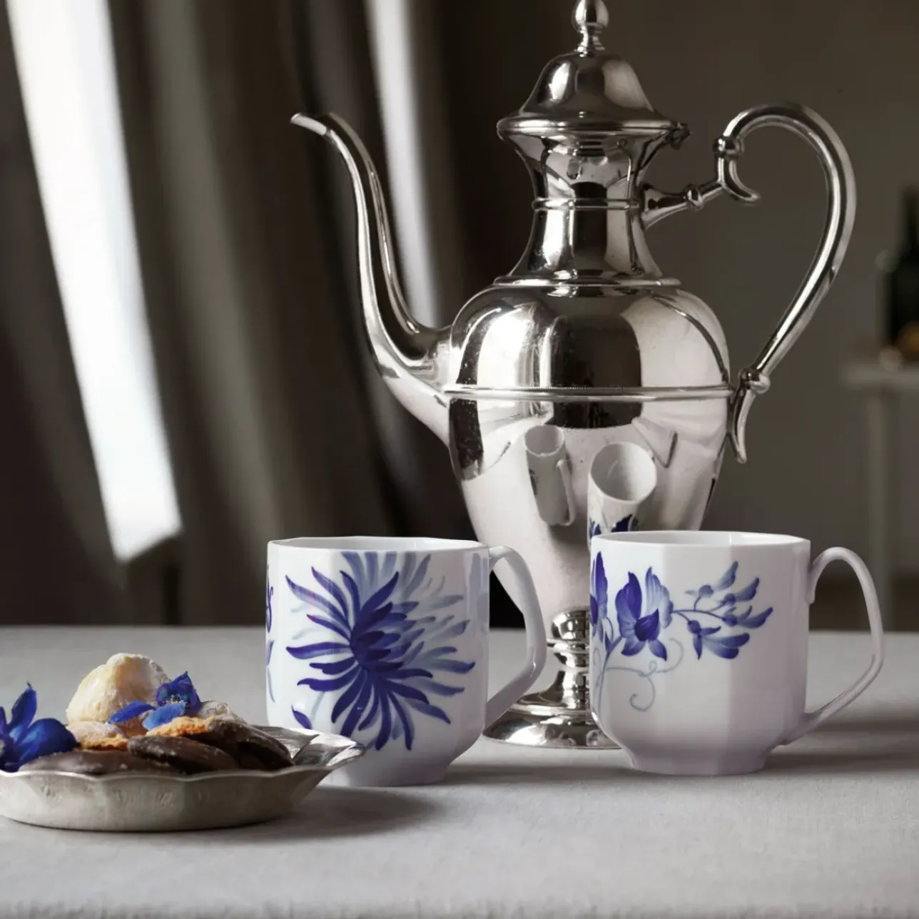 Blomst|Kaffekopper*Royal Copenhagen blomst kop, Dahlia, 33 cl