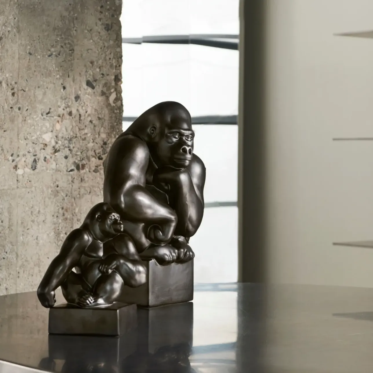 Home Décor|Skulpturer Og Figurer*Royal Copenhagen Figurer gorilla med hagen hvilende på skulderen, 20 cm