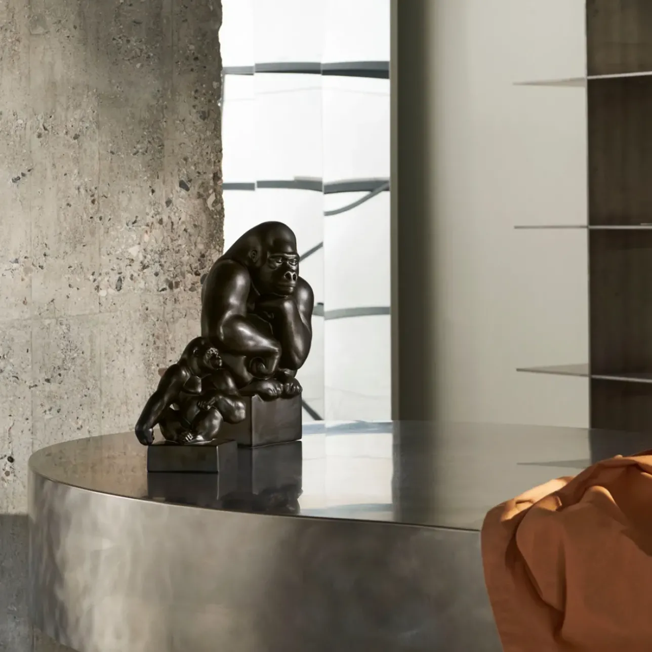 Home Décor|Skulpturer Og Figurer*Royal Copenhagen Figurer gorilla med hagen hvilende på skulderen, 20 cm