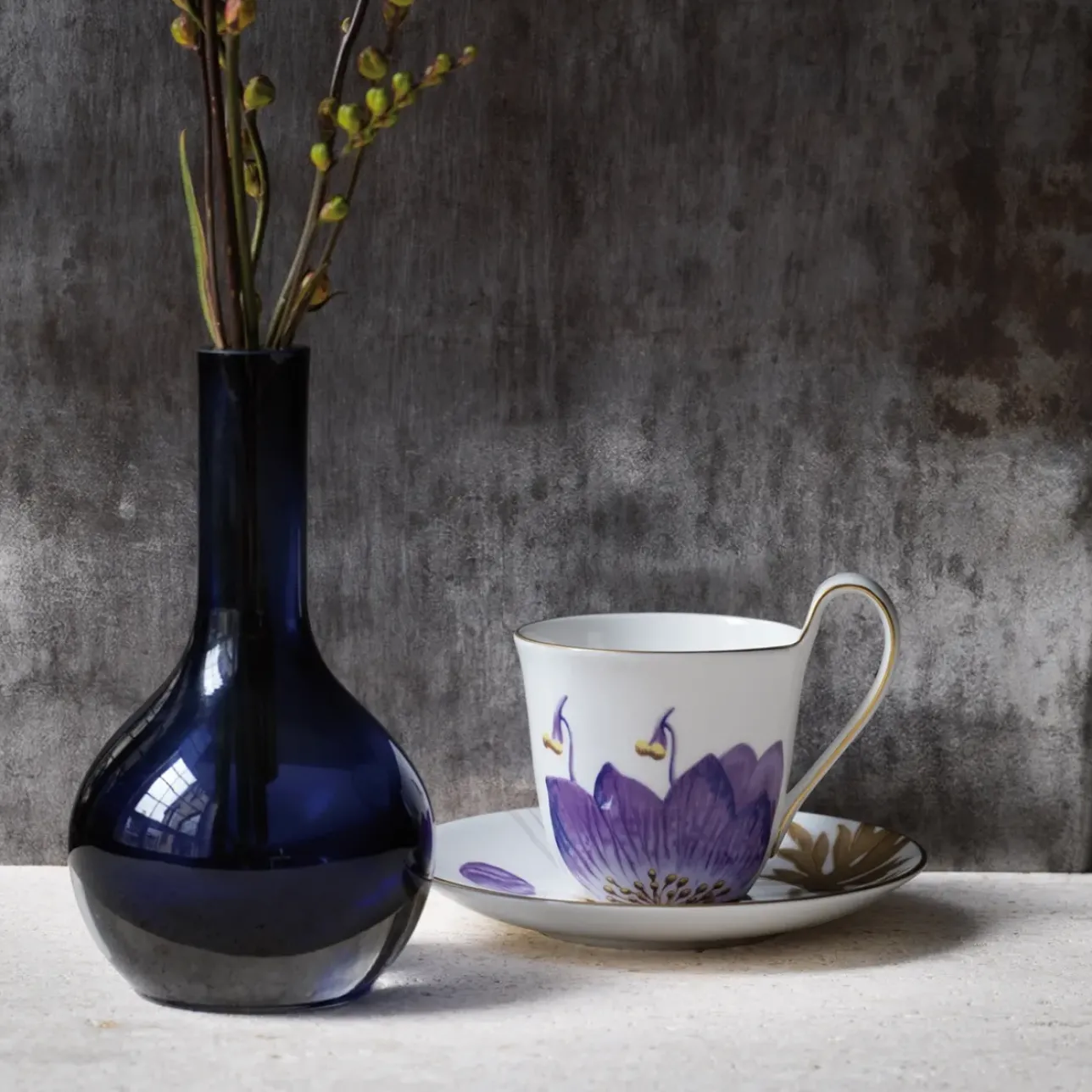 Flora|Kaffekopper*Royal Copenhagen Flora højhankskop og underkop, , 27 cl Stedmoderblomst