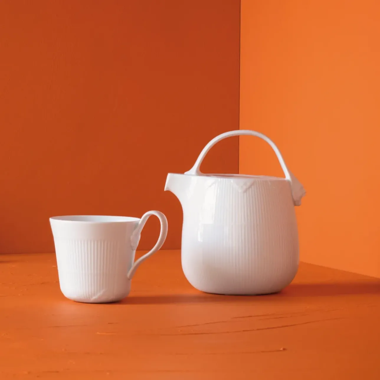 Hvid Elements|Kaffekopper*Royal Copenhagen Hvid Elements højhankskop, 35 cl