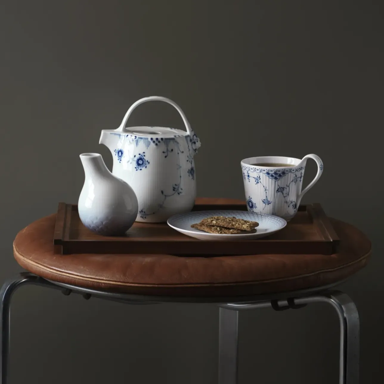 Musselmalet Halvblonde|Kaffekopper*Royal Copenhagen højhankskop, 33 cl Musselmalet Halvblonde