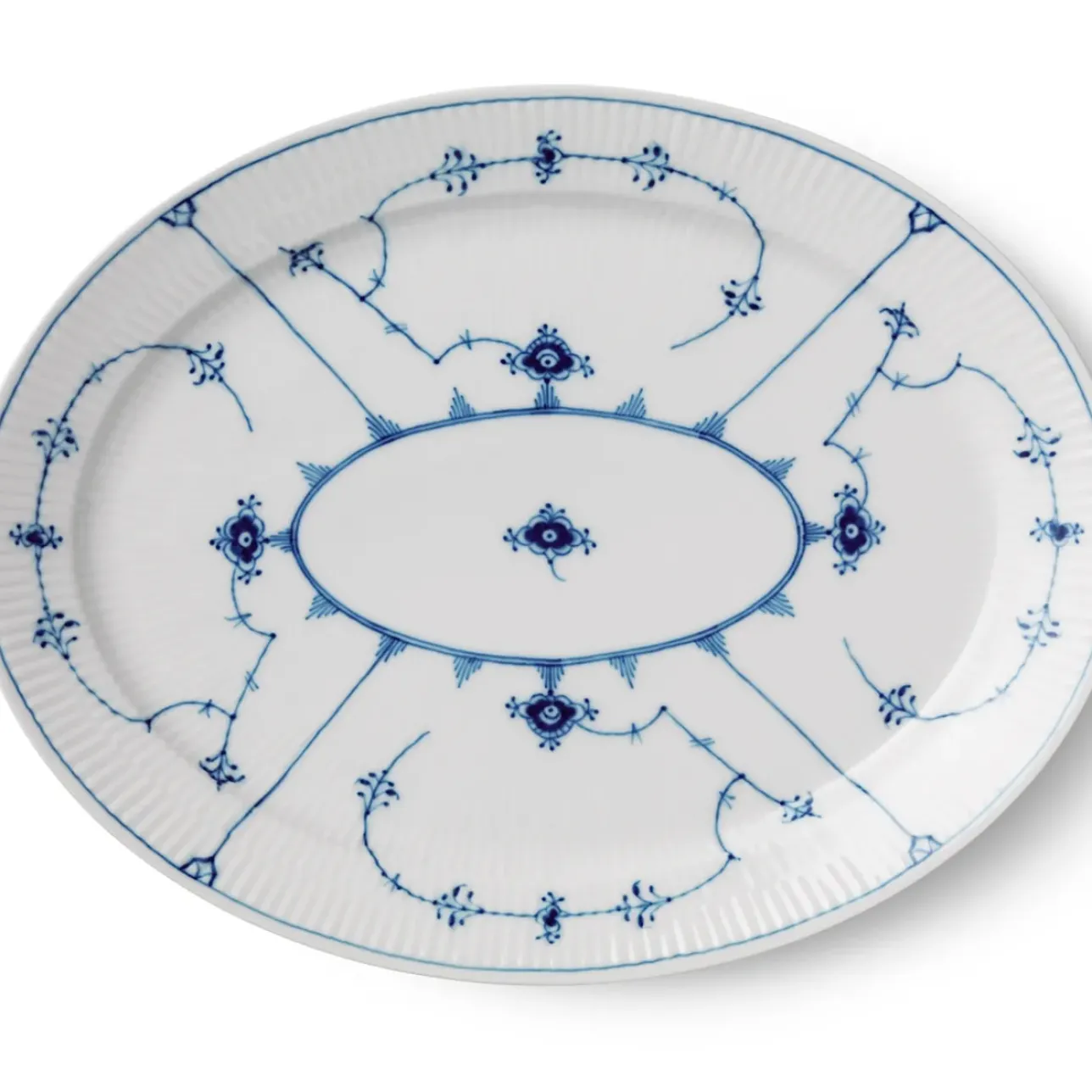 Eksklusive Steldele|Musselmalet Riflet*Royal Copenhagen Musselmalet Riflet fad, 35 cm
