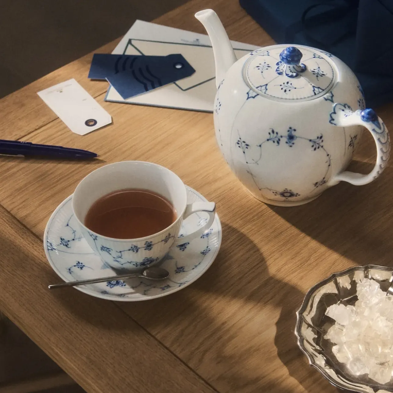 Eksklusive Steldele|Musselmalet Riflet*Royal Copenhagen Musselmalet Riflet kop og underkop, 28 cl