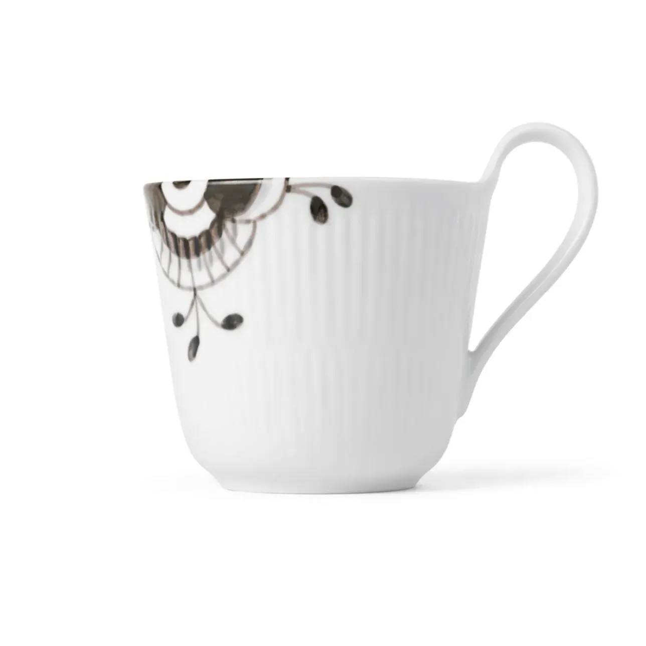 Sort Mega Riflet|Kaffekopper*Royal Copenhagen Sort Mega Riflet højhankskop, , 33 cl Bespoke