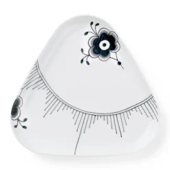 Sort Mega Riflet|Snackskåle*Royal Copenhagen serveringssæt, 24,5 cm, 4 stk. Sort Mega Riflet