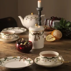 Stjerne Riflet Jul|Kaffekopper*Royal Copenhagen Stjerne Riflet Jul kop og underkop, 32 cl