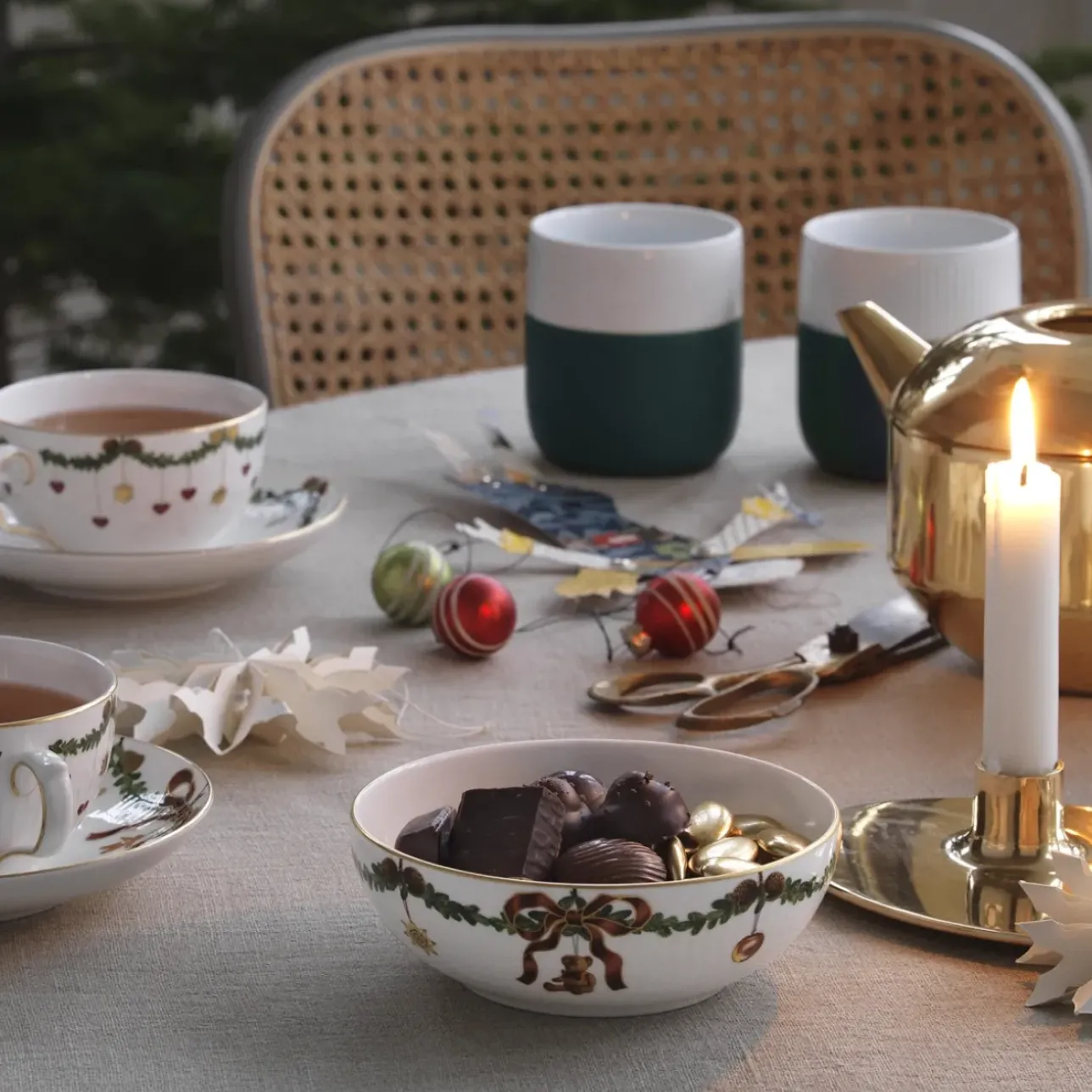 Stjerne Riflet Jul|Snackskåle*Royal Copenhagen Stjerne Riflet Jul skål, 50 cl